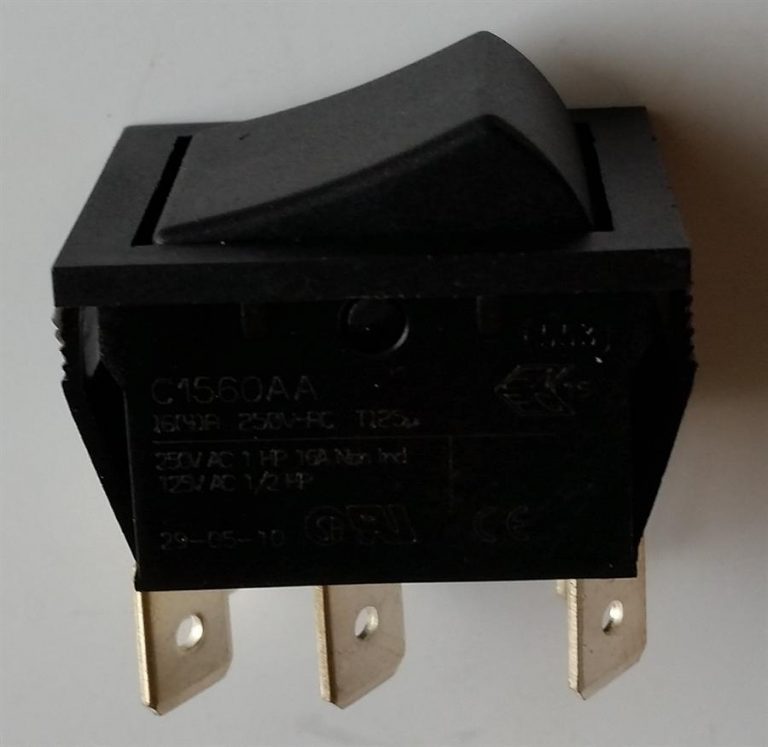 Rocker switch single throw double pole Kilnwick Sprayers Ltd